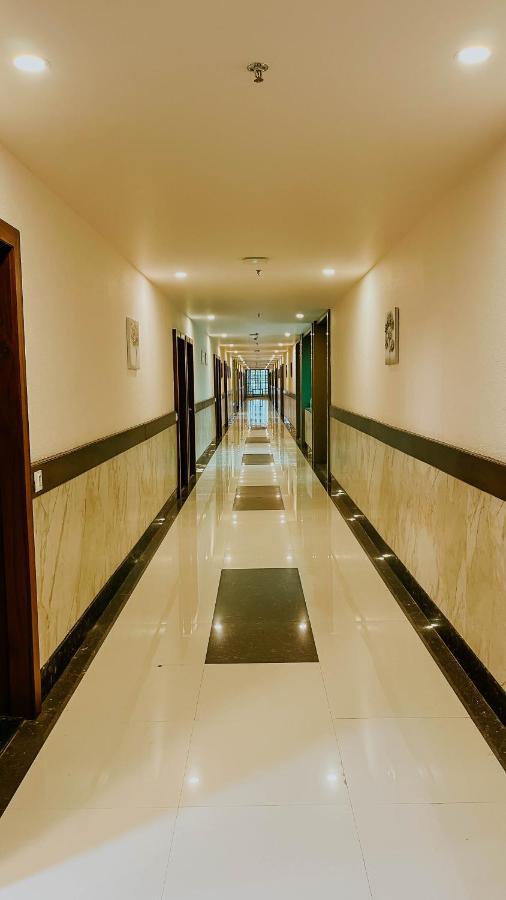 Hotel Tirth By Sonu'S Ujjain Exteriör bild